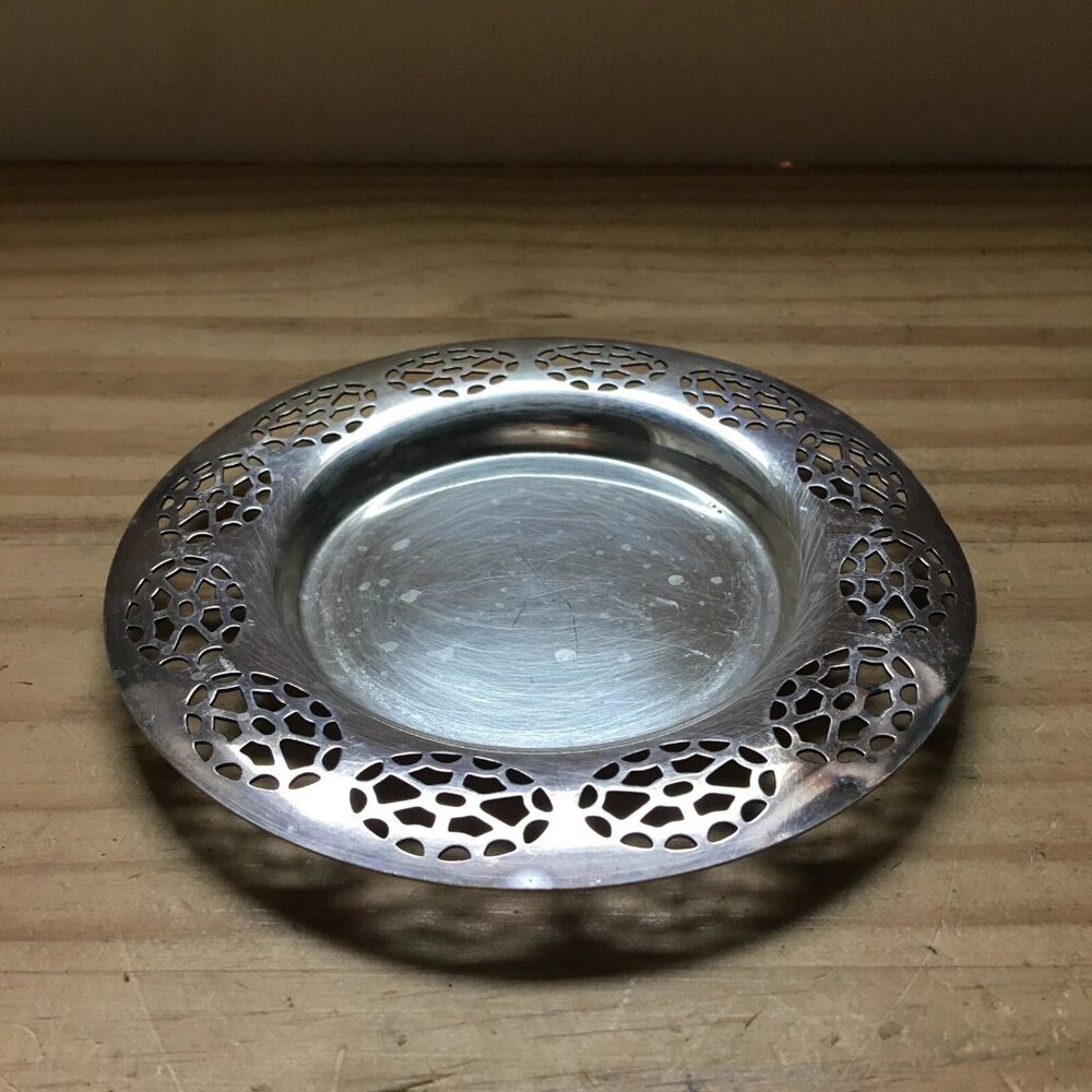 Rogers silverplate Silver round pierced lattice edge nut candy Serving Bowl